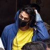 Potret Terbaru Aryan Khan Usai Ditahan Karena Kasus Narkoba, Mata Makin Sayu - Sidang Tak Ditemani SRK