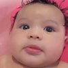Punya Kulit Sensitif dan Menderita Eksim, 7 Potret Baby Ameena Mandi Berendam Pakai ASI - Aurel Hermansyah: Biar Glowing