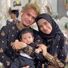 Segera Berpisah, Ini 8 Potret Rizki DA dan Nadya Mustika Saat Momong Baby Syaki - Netizen: Kasihan Anaknya