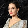 Viral di Tiktok Film Disney Penyihir, Inilah 8 Potret Angelina Jolie Pemeran Wanita Penyihir ‘MALEFICENT’