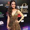 Worst Dress Filmfare Glamour and Style Awards 2019, Aktris Muda Pun Gagal Bergaya