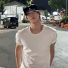 Potret Ahn Hyo Seop di Rest Area Cipularang Viral, Cogan Korea Vibes Melokal