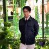 Potret Mingyu SEVENTEEN Hadir di Pop-Up Dior Jakarta, Gaya Semi Formal Serba Putih