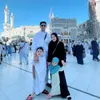 Potret Tasya Kamila Isi Liburan Akhir Tahun dengan Umrah Sekeluarga, Ajak 2 Anaknya Sekaligus