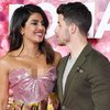 Priyanka Chopra & Nick Jonas Tak Ingin Buru-Buru Punya Anak