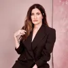 Profil Kathryn Hahn sebagai Mother Gothel di Live Action Tangled