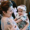 Pernah Dikira Hamil Bohongan, Ini 7 Potret Kehidupan Rosiana Dewi Setelah Jadi Ibu - Si Mama Muda Berwajah Remaja