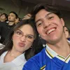 Potret El Rumi dan Syifa Hadju Nonton Chelsea di GBK, Berburu Tanda Tangan