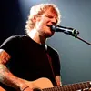 Ed Sheeran Akan Berbagi Panggung Dengan Chris Martin
