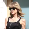 Taylor Swift Kalahkan ACDC dan Metallica!