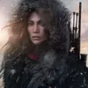 Sinopsis ‘THE MOTHER’: Misi Jennifer Lopez, Sang Pembunuh Bayaran Dalam Menyelamatkan Putrinya