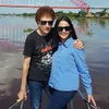 7 Potret Rumah Tangga Ahmad Albar dan sang Istri yang Usianya 37 Tahun Lebih Muda - Harmonis Tanpa Gosip Miring