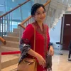 7 Potret Titi Kamal di Wisuda Anak, Tampil Formal dan Anggun Pakai Kebaya