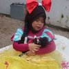 Jadi Snow White Bikin Netizen Gagal Fokus ke Sepatu yang Diikat Karet Rambut, Kekeyi: Wow Gaswatnya!