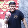 Unggah Video Fitting Baju Pengantin Bareng Kekasih, Kiki CJR Mau Menikah Muda?