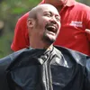 Potong Rambut Untuk Amal, Tora Sudiro Sudah Lama Ingin Botak