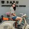 Usia 40 Tahun, Ini 7 Potret Poppy Sovia yang Badass saat Motoran - Nggak Kelihatan Sudah Jadi Ibu Anak Satu