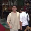 Verrell Bramasta Dapat Surprise Ulang Tahun, Netizen Salfok Lihat Sajadah Terbalik