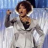 Momen Ciuman Pertama Whitney Houston dengan Mantan Wanitanya