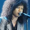 Yoda Wakili Dion dan Febri Terima Hadiah Indonesian Idol