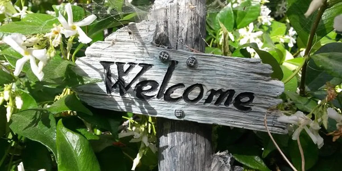 Arti Welcome Beserta Contoh Kalimatnya yang Tepat - KapanLagi.com