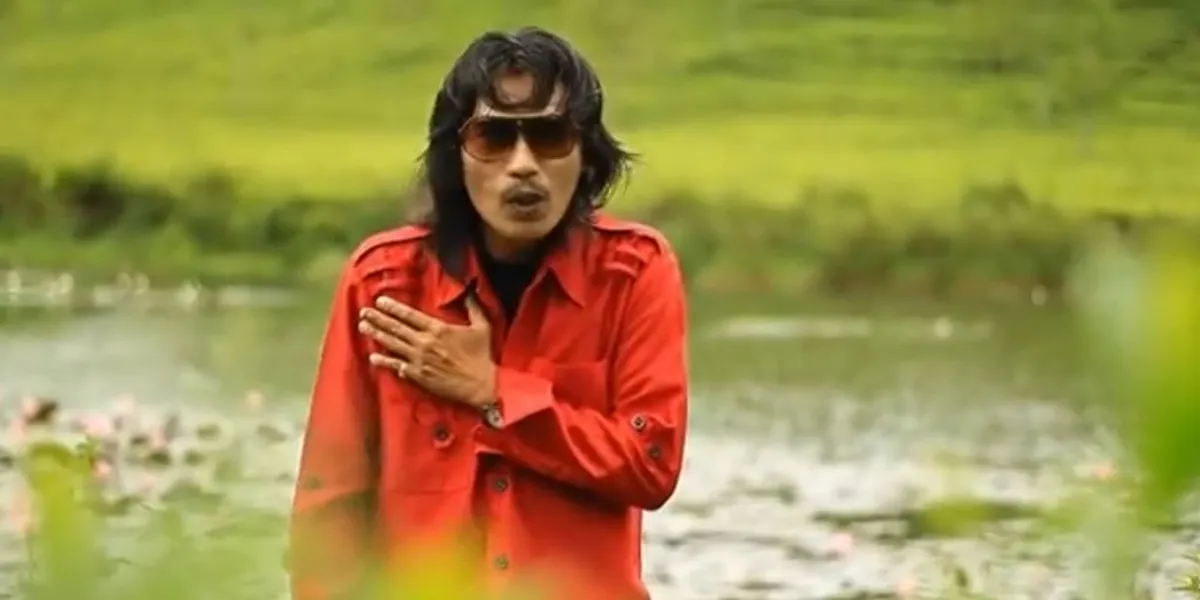 Asep Darso, Seniman Sunda Meninggal Dunia di Atas Panggung - KapanLagi.com