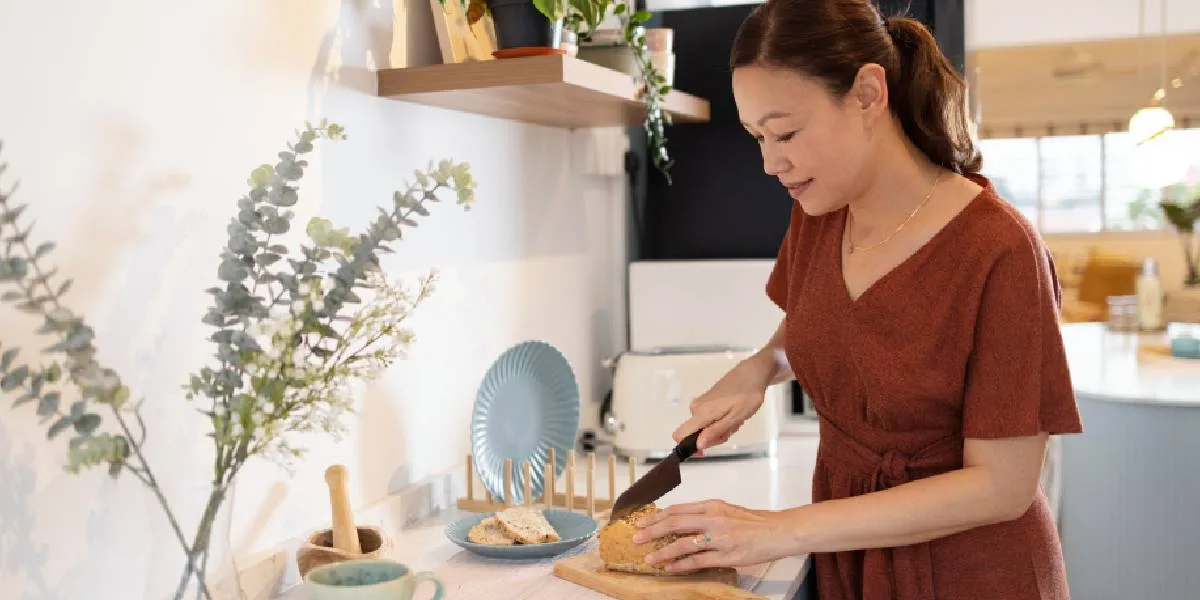 Dapur Asri dengan Taman Kering, Solusi Hijau Tanpa Repot