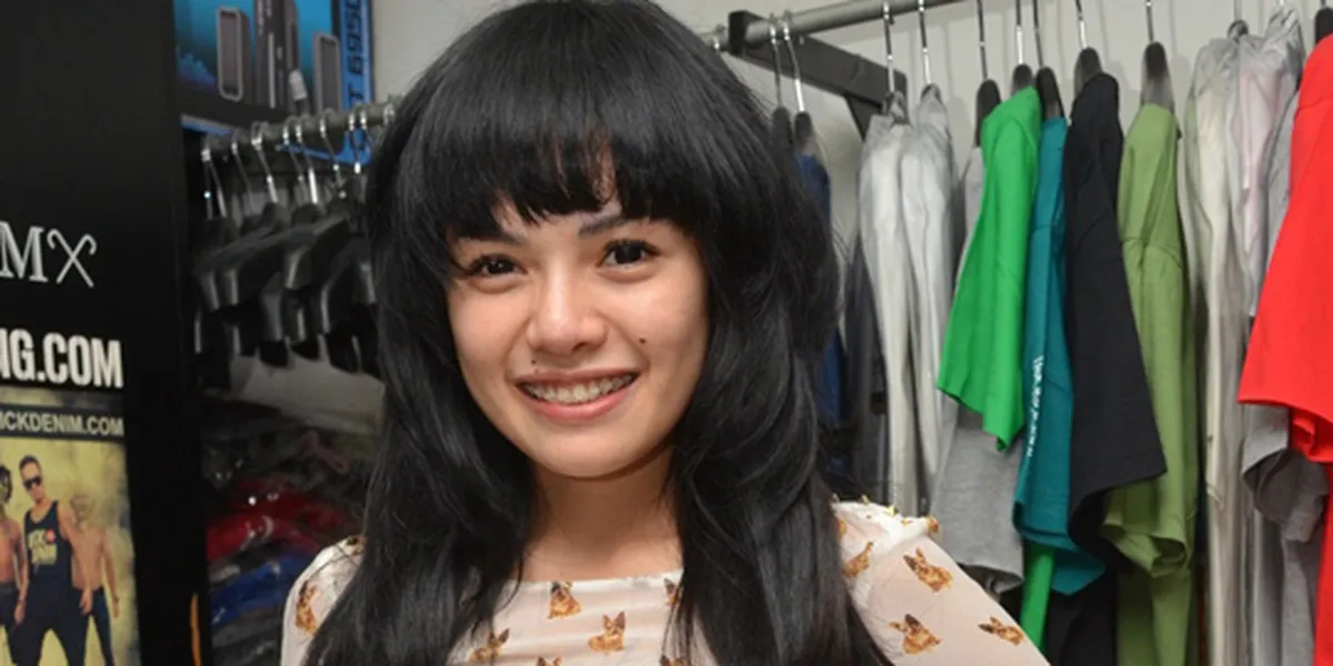 Jadi Model Playboy, Nikita Mirzani Didukung Keluarga - KapanLagi.com