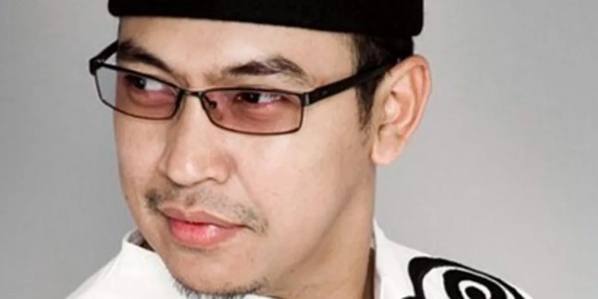 Lirik dan Makna Lagu Manusia Gila - Jefri Al Buchori, Ingatkan