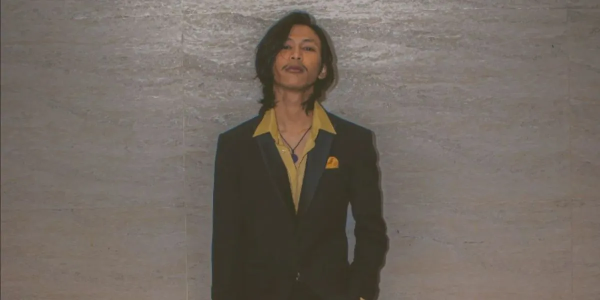 Lirik Lagu MAAFKAN KAMI YANG BELUM FASIH MENCINTAI - Danar