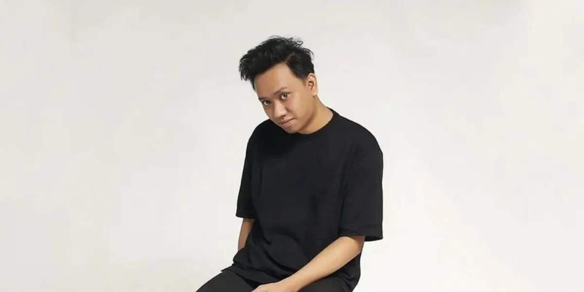 Lirik Lagu MENYERAH SAJA - Vadel Nasir, Tentang Berhenti Mempertahankan