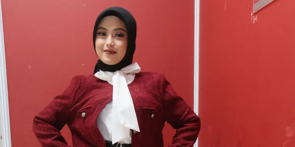 Mela Bandung: Mimpi Besar di Panggung Dangdut Academy 8, Terinspirasi Lesti Kejora