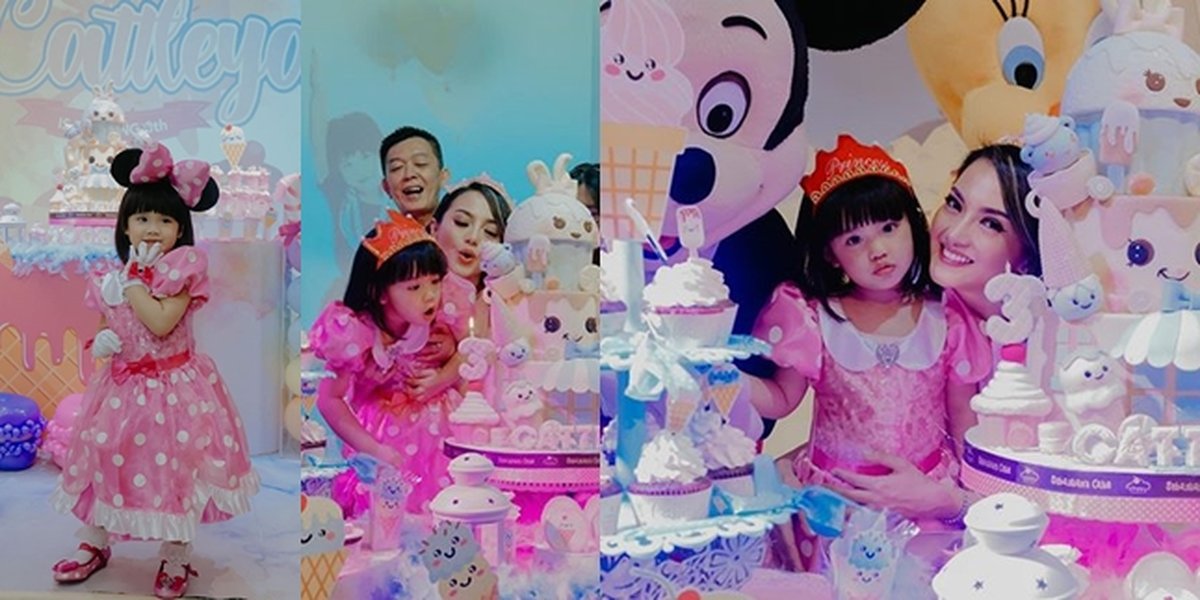 10 Photos of Cattleya's 3rd Birthday Celebration with Ririn Ekawati's Family Accompanied by Mickey and Tweety