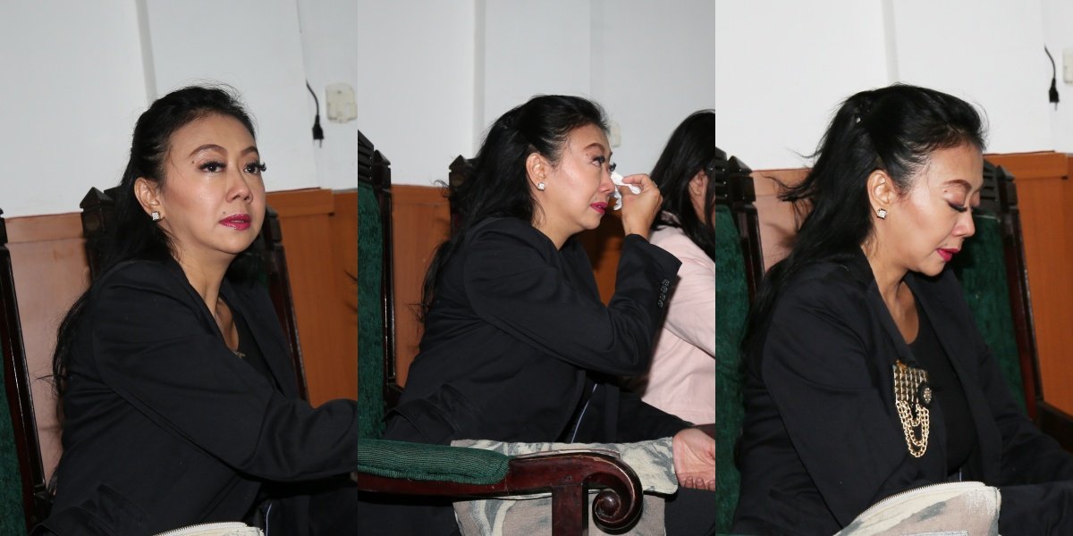 10 Photos of Asri Welas Unable to Hold Back Tears During Divorce Hearing with Husband, Reveals Reasons for 17-Year Marriage Breakdown