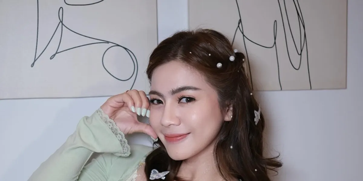 10 Photos of Felicya Angelista Undergoing Lams Procedure, 2 Liters of Fat Removed - Operation While Watching Dramas