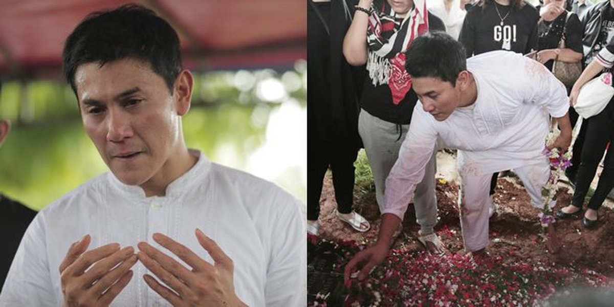 12 Photos of the Sad Atmosphere of the Burial of His Mother, Vino G Bastian Unable to Hold Back Tears