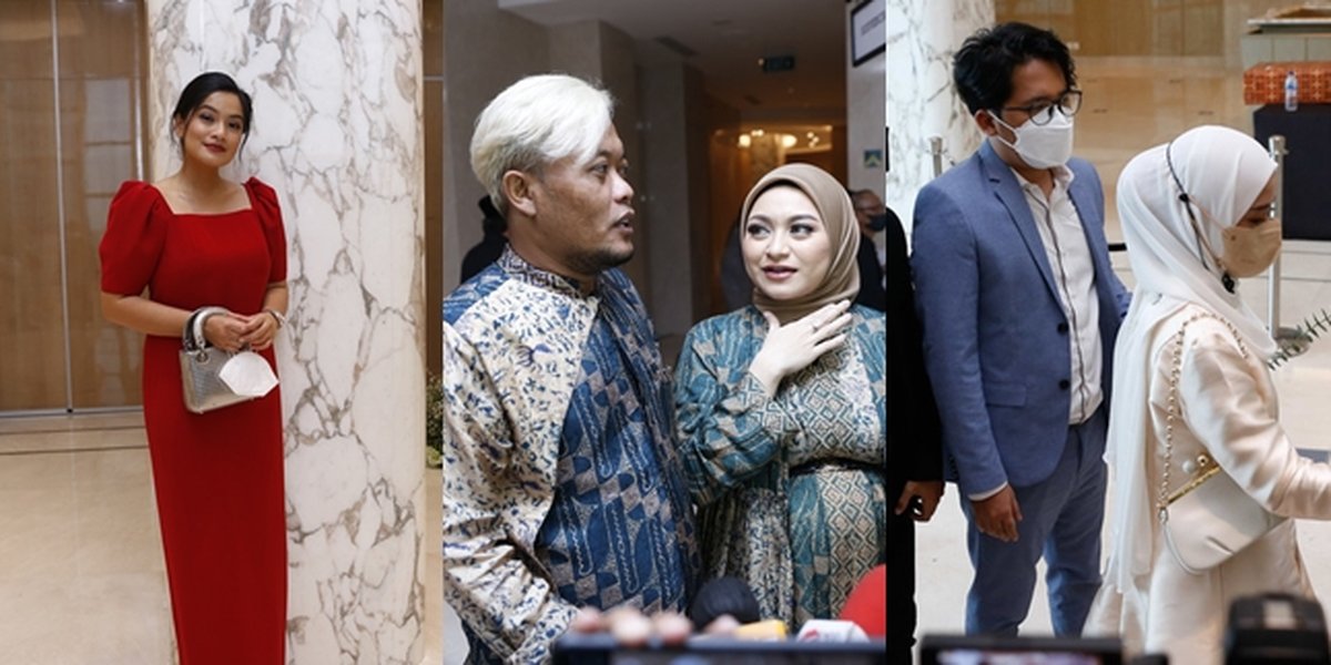 12 Portraits of Guests at Ria Ricis and Teuku Ryan's Wedding Reception, Titi Kamal Wearing a Red Dress - Nissa Sabyan Comes with Ayus