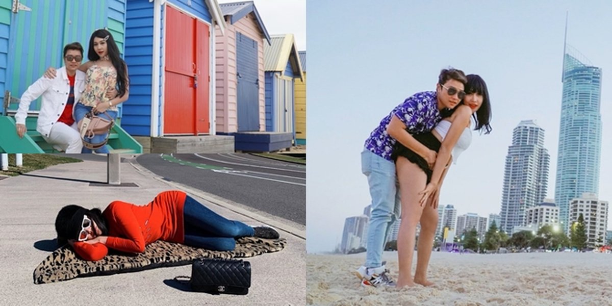 13 Photos of Lucinta Luna's Vacation in Australia, Relaxing on the Sidewalk