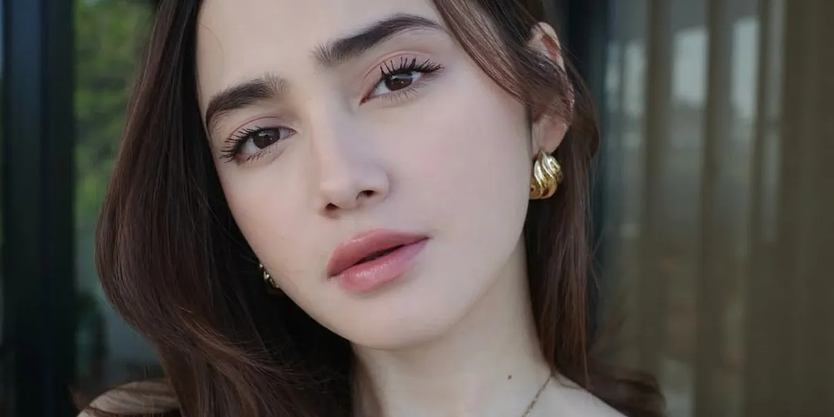 5 Selfie Portraits of Syifa Hadju with Natural Makeup, Very Beautiful
