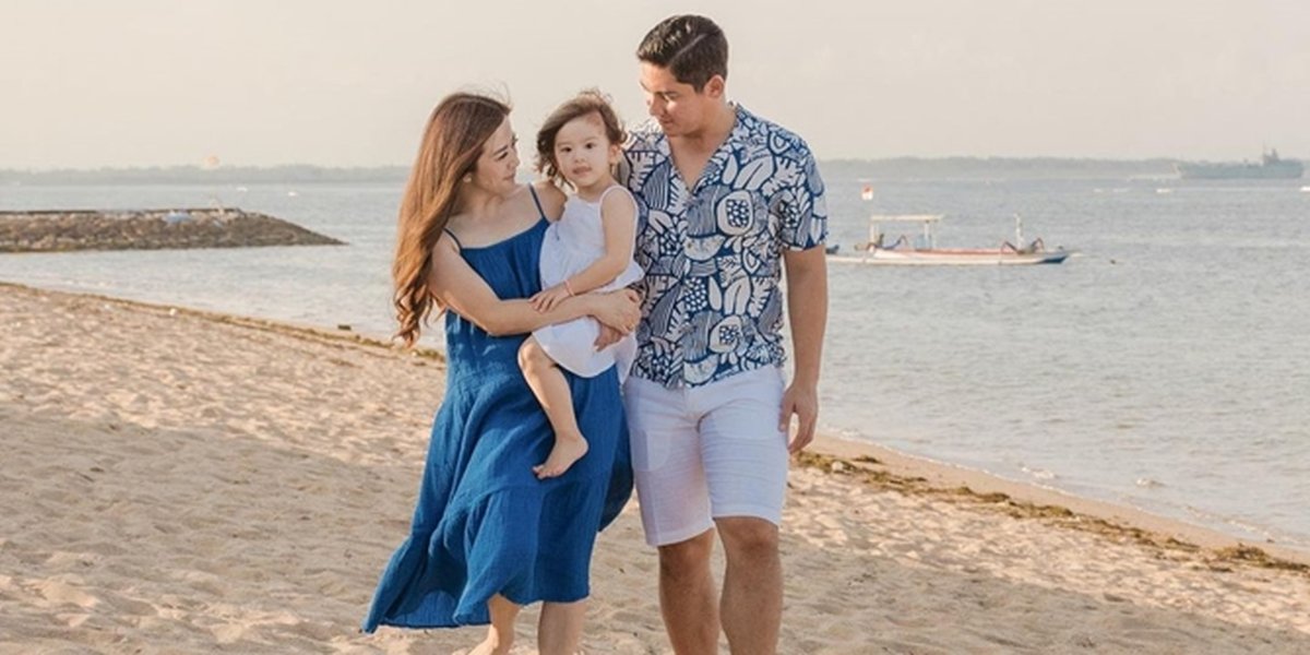 6 Portraits of Togetherness of Samuel Zylgwyn, Star of the Soap Opera 'NALURI HATI', with His Small Family, His Daughter Becomes the Attention of Netizens