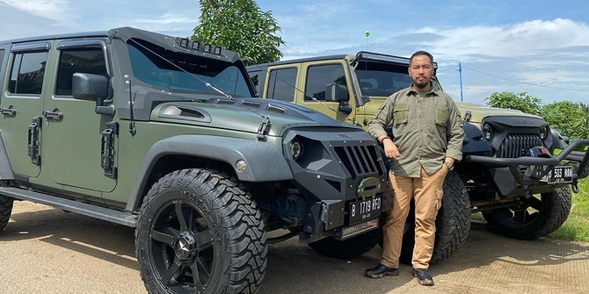 6 Portraits of Sunan Kalijaga Showcasing his Luxury Jeep Collection, Spending Billions for Modification