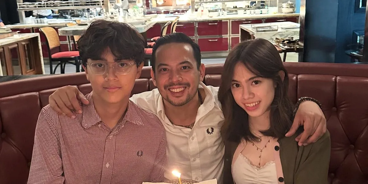 7 Photos of Adilla Dimitri Celebrating Her Birthday with Her Two Children, Simple - Full of Meaning