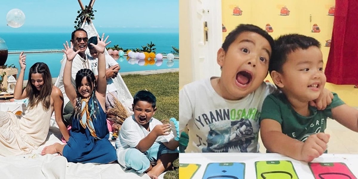 7 Photos of Nia Ramadhani's Children Enjoying Their Father's Luxury Car, Now They Make Fun of Driving Lessons, It's Hilarious There's a Secret Compartment Filled with Toys