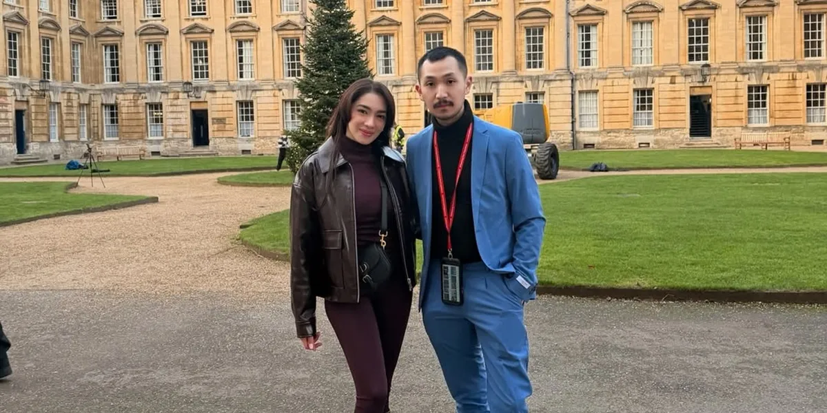 7 Portraits of Angel Karamoy on Vacation with Her Boyfriend in England, Always Affectionate and Harmonious