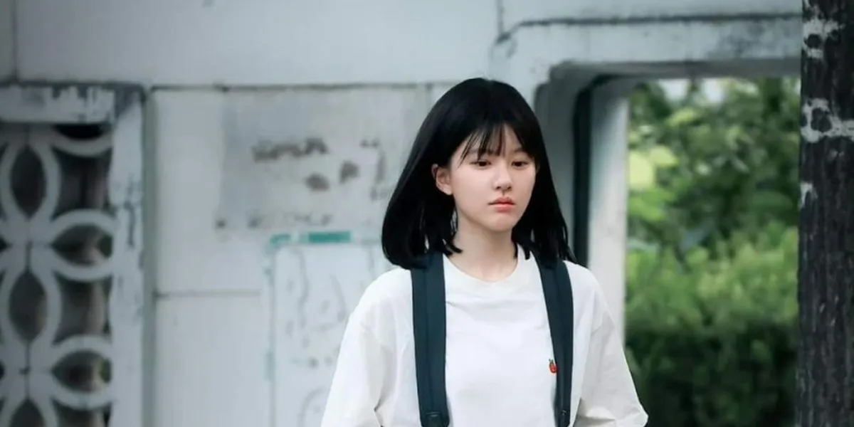 7 Behind the Scene Shots of 'LOVE'S AMBITION', Zhao Lusi's Crying Acting Leaves the Audience Speechless