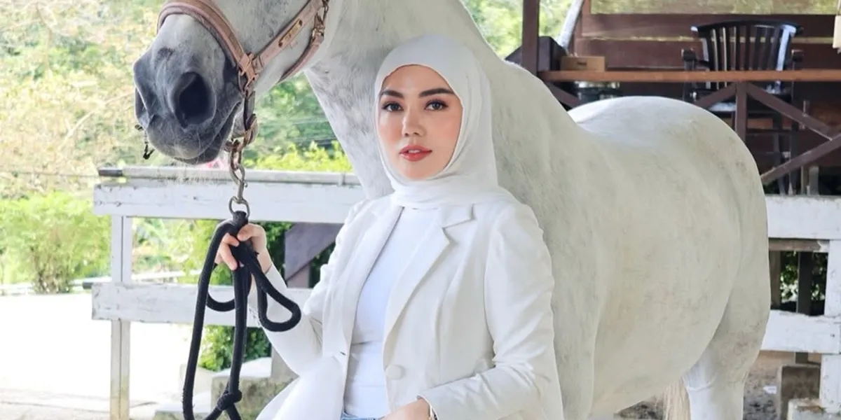 7 Photos of Bella Shofie Returning to Yogyakarta, First Time 10-Hour Journey with the Kids