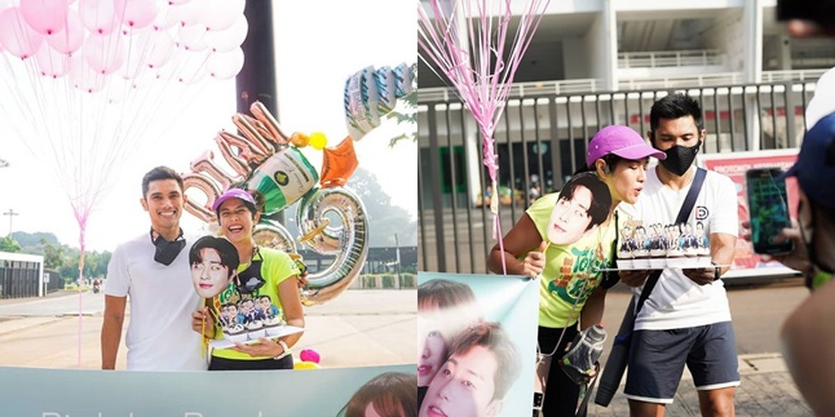 7 Portraits of Dian Sastrowardoyo Receiving Special Birthday Surprise, Cake Decorations to Park Seo Joon's All-Purpose Banner