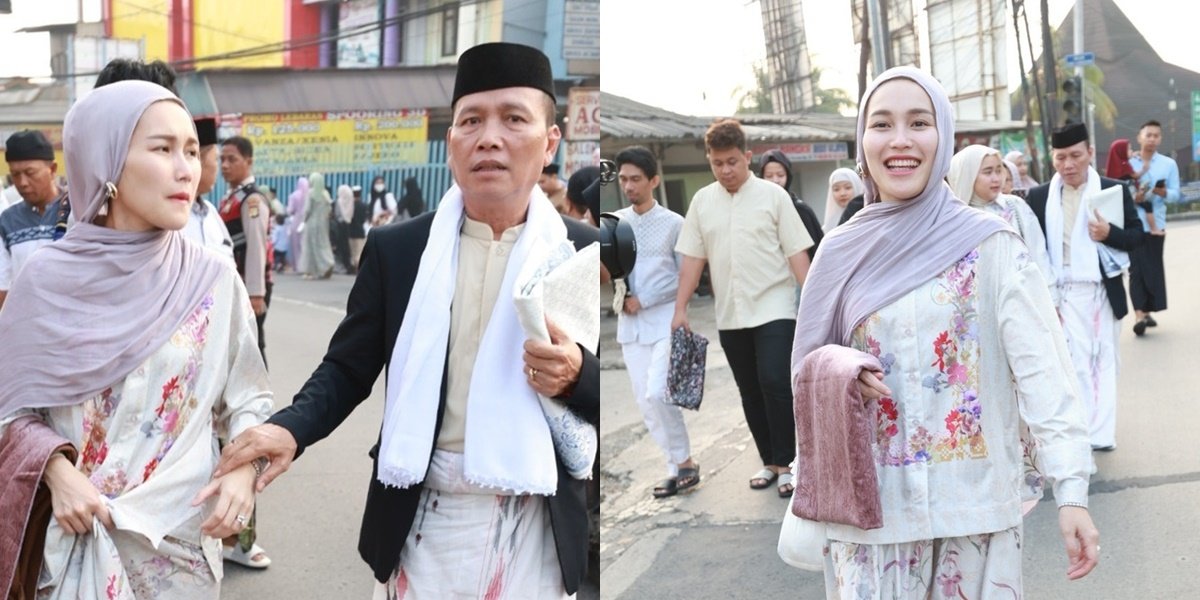 7 Fashion Photos of Ayu Ting Ting During Idul Adha Prayer, Walking Casually with Father Rozak