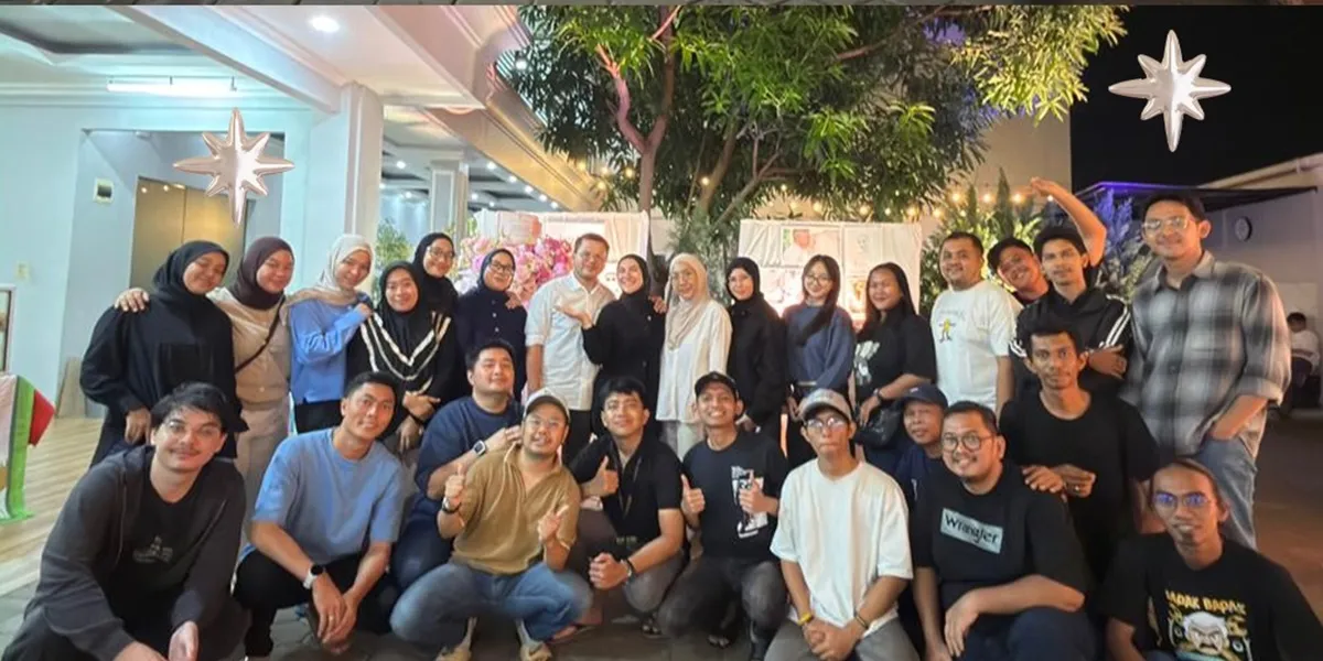 7 Photos of Irish Bella Receiving a Birthday Surprise from Her Husband, Unique Concept - Featuring a Chicken Pecel Stall