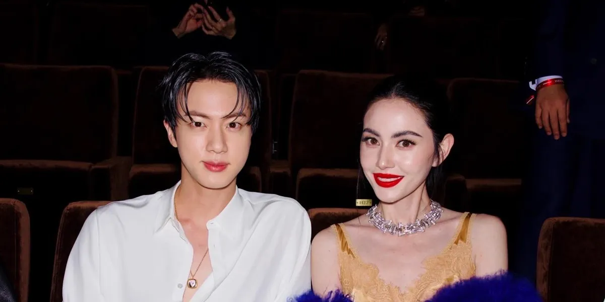 7 Portraits of Jin BTS at Milan Fashion Week, Looking Charming in a Prince-like White Shirt